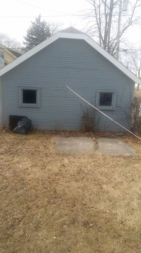 5053 31st St, Milwaukee, WI 53221-3153