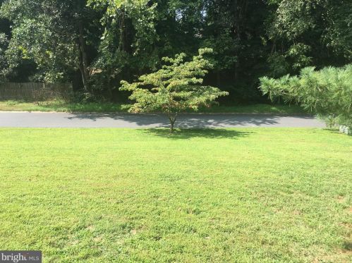 11901 Ambleside Dr, Rockville MD 20854-2112 exterior