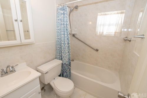 36 Frederick Pl, Old Bridge NJ 08857-2535 exterior