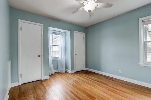 936 Currie Pl, Milwaukee WI 53213-3006 exterior