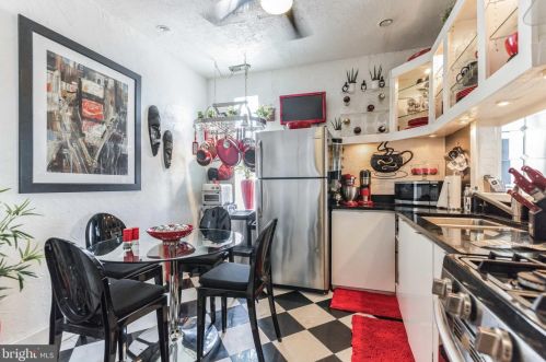 2035 Mckean St, Philadelphia PA 19148-2214 exterior