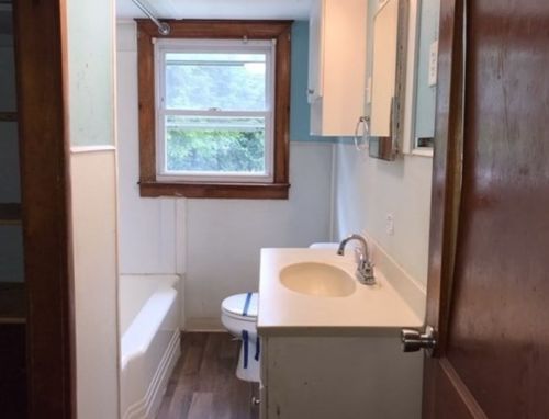 7 Athol St, Killingly CT 06239-1904 exterior