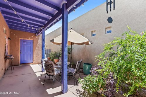 5245 Civano Blvd, Tucson AZ  85747-5744 exterior