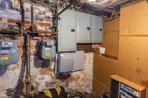 201 Laban St, Providence RI 02909-4427 exterior