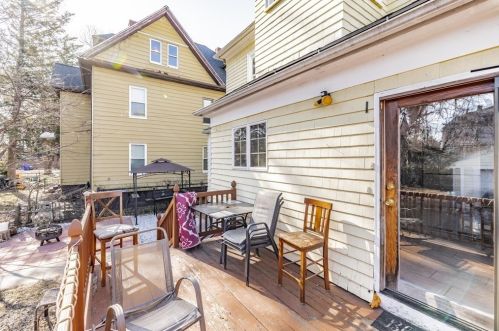 169 Westminster St, Springfield MA 01109-3923 exterior