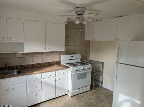 15 Brook St, Kinnelon NJ  07405-1391 exterior