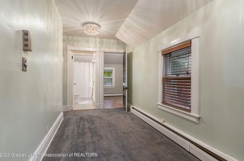 831 Cedar St, Kalamazoo MI 49007-5005 exterior