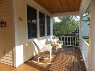 20 Sedgwick Ln, Lenox, MA 01240-2635