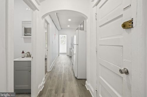 1629 Virginia Ave, Washington, DC 20002-2323