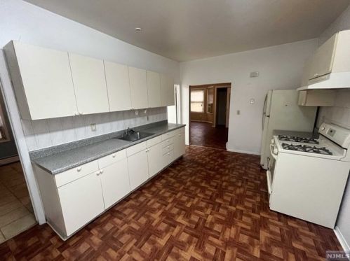 199 Preakness Ave, Paterson NJ  07502-2131 exterior