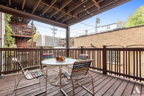 4420 Malden St, Chicago IL 60640-6287 exterior