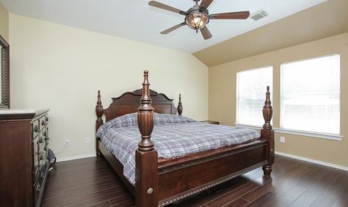 9502 Barr Spg Dr, Humble TX 77396-4228 exterior