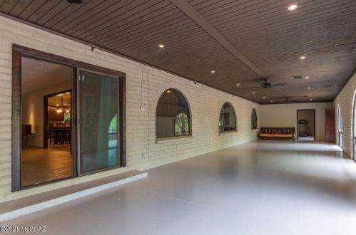 1660 King St, Tucson AZ 85749-8270 exterior