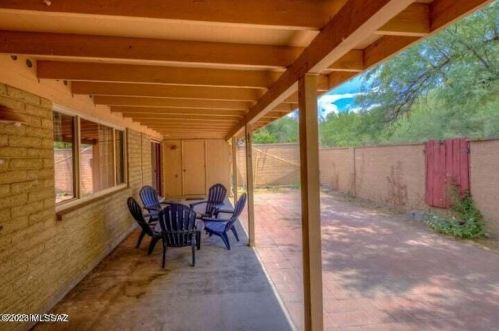 10 Madrid Dr, Tucson AZ  85704-6410 exterior