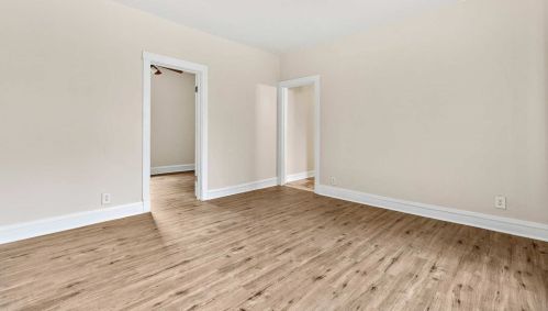 716 92nd St, Chicago IL 60619-7604 exterior