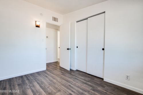 5718 Calle Aurora, Tucson AZ  85711-6730 exterior