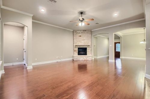 8700 Evelina Trl, Austin TX  78737-8541 exterior