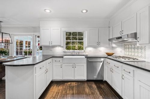 1733 Kellogg Spg Dr, Atlanta GA 30338-6008 exterior