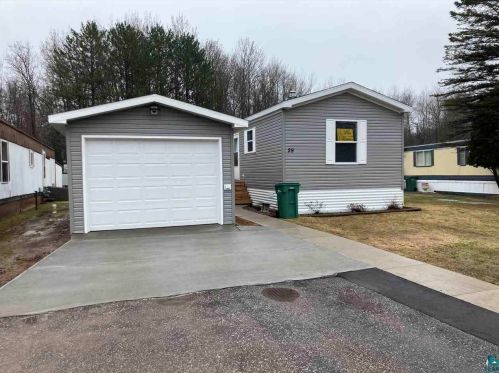 29 Coban Dr, Duluth MN 55808-1959 exterior