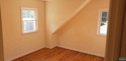 17 6th Ave, Paterson NJ  07506-2107 exterior