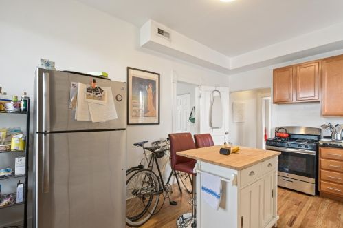 2357 Ohio St, Chicago IL 60624-1443 exterior