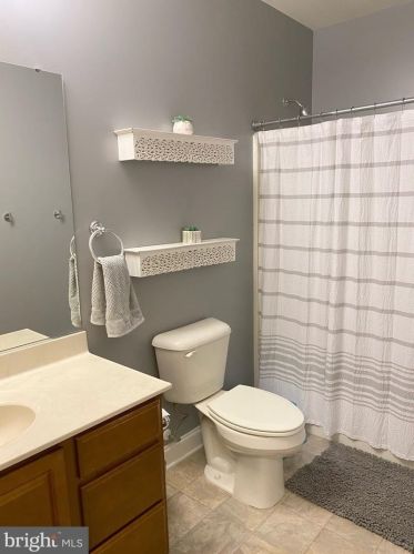 930 Falls Pointe Way, Huntingtown MD 20639-2329 exterior