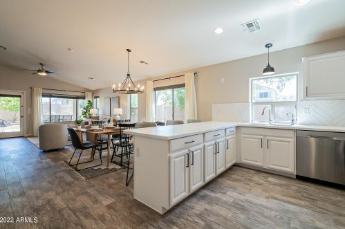 2728 Alameda Rd, Phoenix AZ  85024-6223 exterior