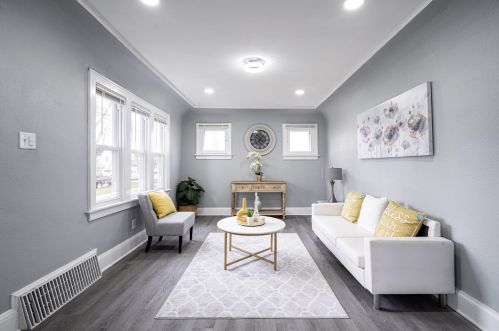 5946 40th St, Milwaukee WI  53209-3923 exterior