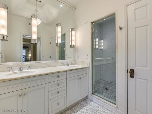 529 Wrightwood Ave, Chicago IL  60614-1794 exterior