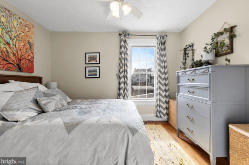 532 Newton Pl, Washington DC  20010-1710 exterior