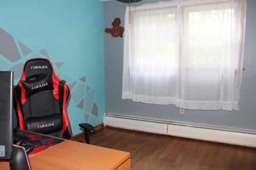 23 Canterbury Rd, Concord NH 03301-5618 exterior