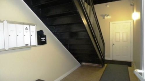 4968 Milwaukee Ave, Chicago, IL 60630-2115