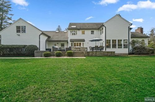 206 County Rd, Demarest NJ  07627-2202 exterior