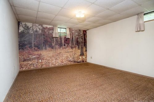 16 Attawaugan Xing Rd, Killingly CT 06241-1602 exterior