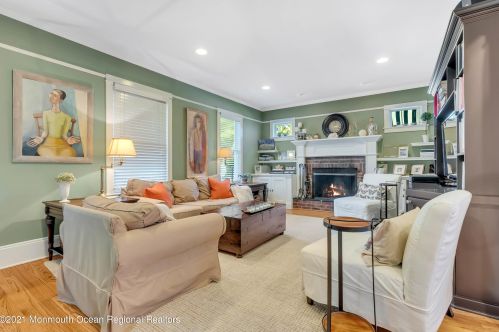 51 Clay St, Red Bank NJ exterior