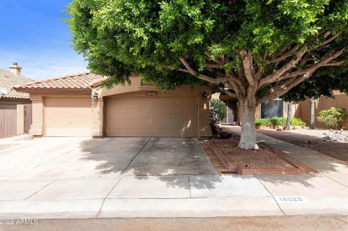 14029 29 St, Phoenix AZ 85032-3726 exterior