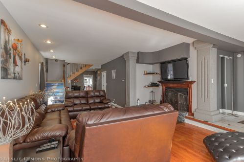 2504 73rd Ave, Chicago IL  60707-2072 exterior