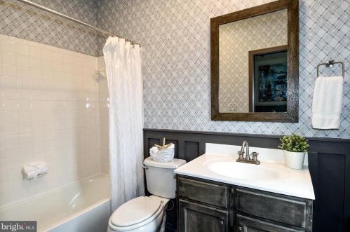 1029 5th St, Washington DC  20002-3533 exterior