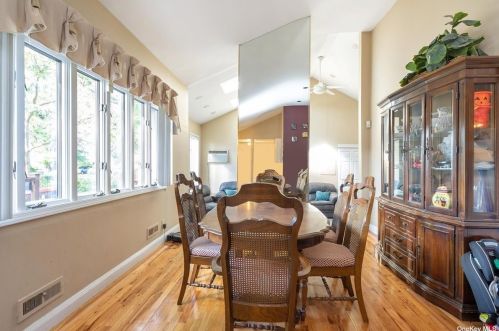 23 Fenwood Rd, Huntington Station NY 11746-2123 exterior