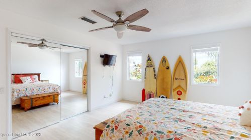 2130 Tropical Trl, Merritt Island FL 32952-4047 exterior