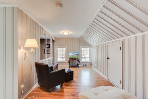 1401 Hartford Ave, Saint Paul MN 55116-1649 exterior