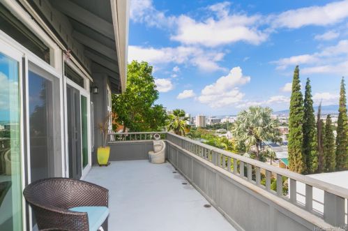 10 Prospect St, Honolulu, HI 96813-1742
