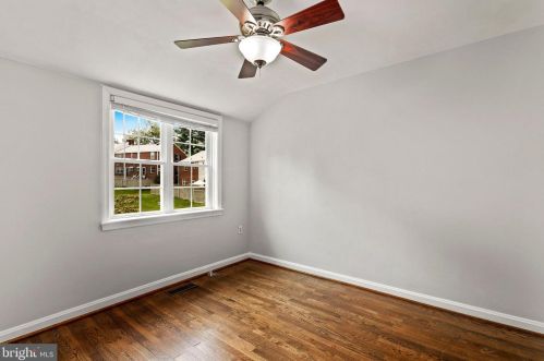 3760 Jason Ave, Alexandria VA 22302-1811 exterior