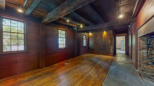 136 Plantation St, Worcester MA 01604-3062 exterior