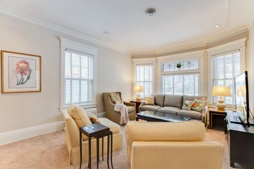 872 Goodrich Ave, Saint Paul MN 55105-3124 exterior