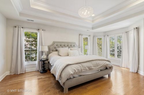 1619 Sunset Rdg Rd, Glenview IL 60025-2209 exterior