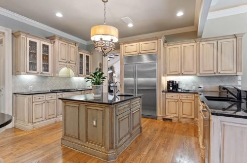 711 Henley Fld Cir, Duluth GA 30097-5924 exterior