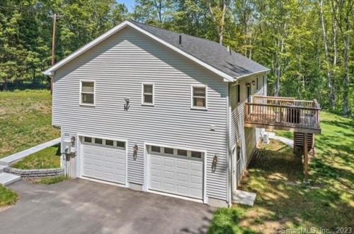 850 Upper Maple St, Killingly CT  06241-2229 exterior