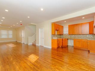 7543 King Dr, Chicago IL  60619-2207 exterior