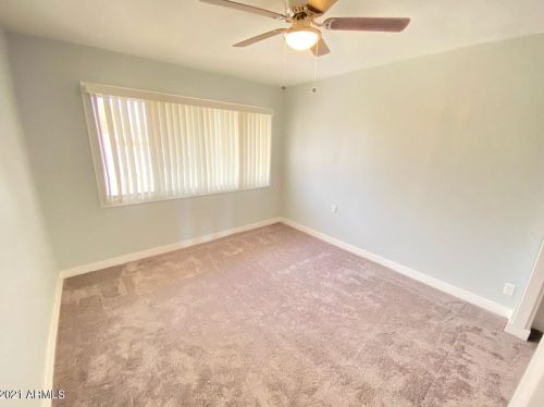 7015 Camelback Rd, Phoenix AZ  85033-1535 exterior